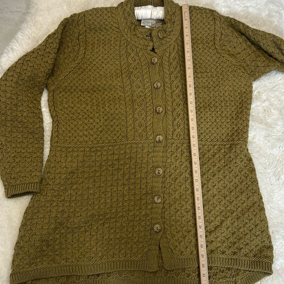 NWT Aran Crafts Ireland 100% Merino Wool Oversized Sweater Olive Green S… - Picture 9 of 9